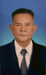 นายไทยรัตน์ หงษ์ทอง  