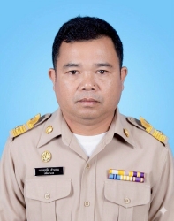 นายสมเพ็ชร น้อยนาท้าว  