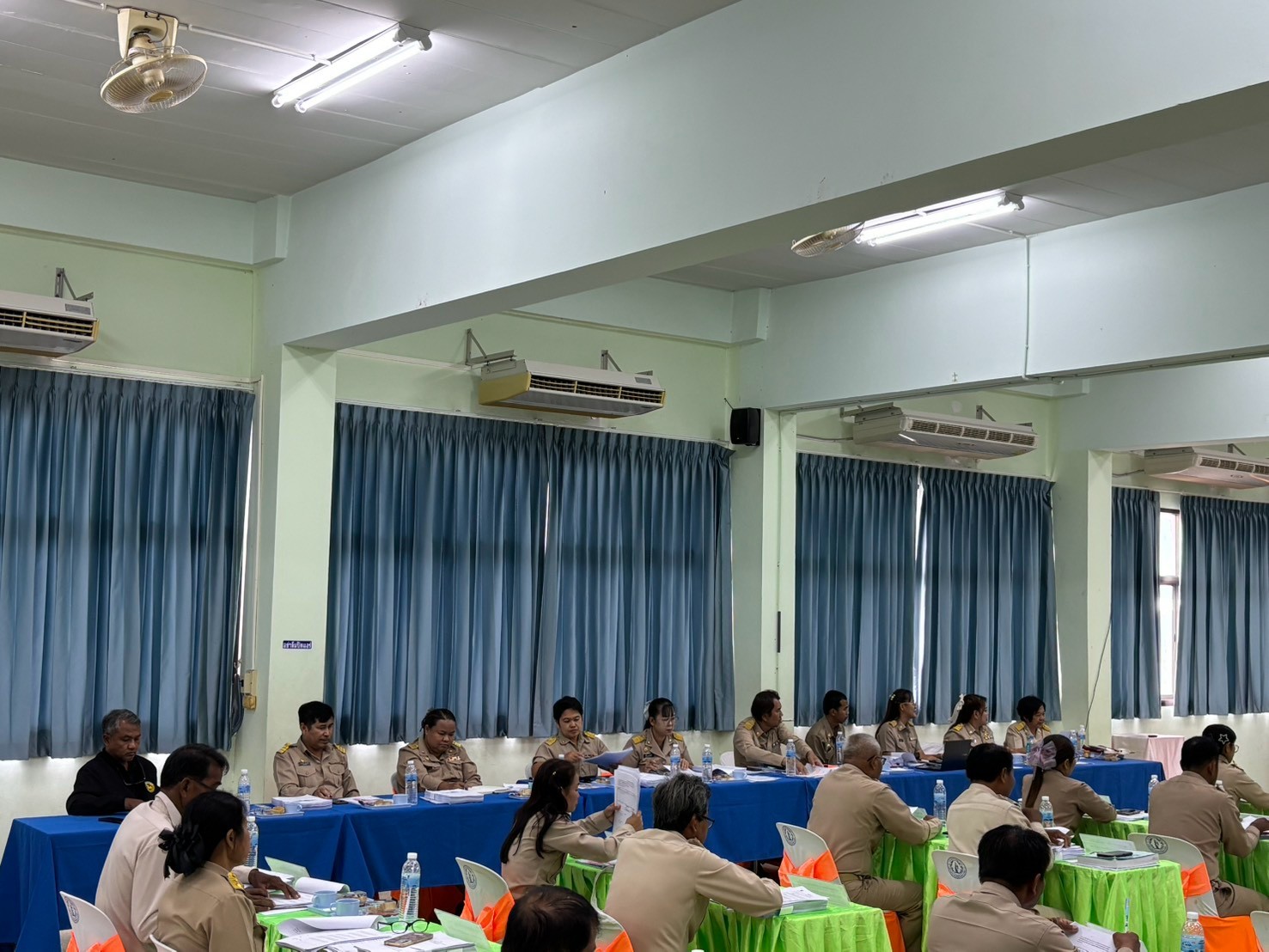 ประชุม สภาองค์การบริหารส่วนตำบลห้วยบงสมัยสามัญ สมัยที่ 3 ครั้งที่ 2 ประจำปี พ.ศ.2569